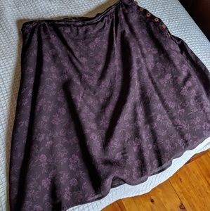 Petite sophisticate Side button, A-line, lined skirt